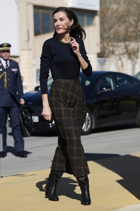 Королева Летиция – модная юбка весна 2026