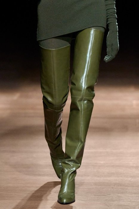 Модные сапоги весна 2026 — фото