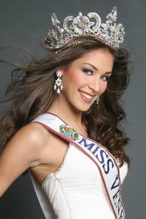 Как менялись каноны красоты: вспоминаем всех победительниц конкурса "Мисс Вселенная" (ФОТО) - фото №57