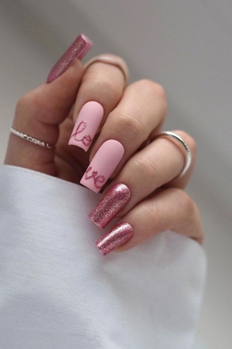 Манікюр на 14 лютого 2026, ідеї