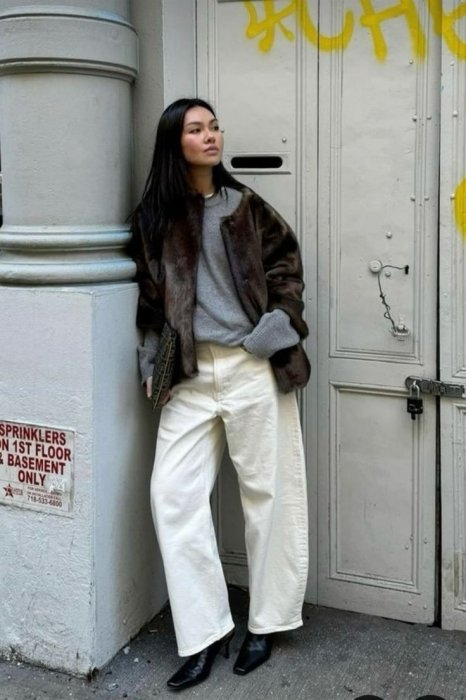 Модные джинсы сезона осень-зима 2025, фото