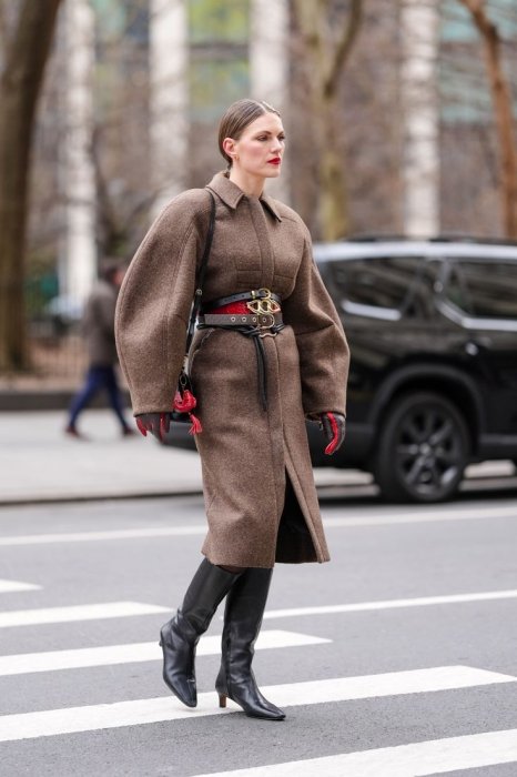 Модные аксессуары зима 2026 — фото