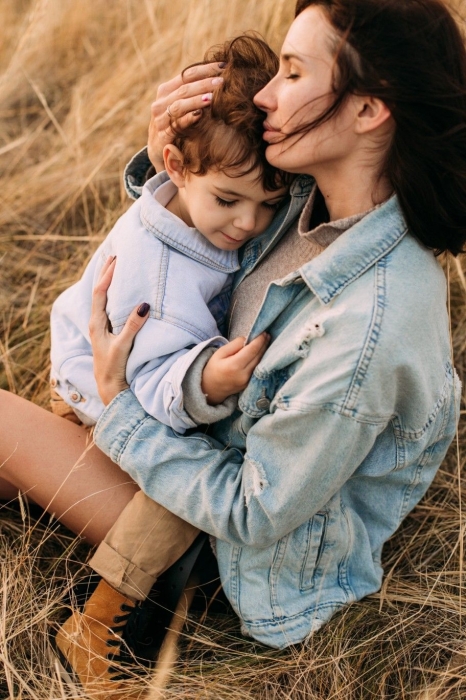 Материнство и знак Зодиака: как ведут себя с детьми разные мамы - фото №4