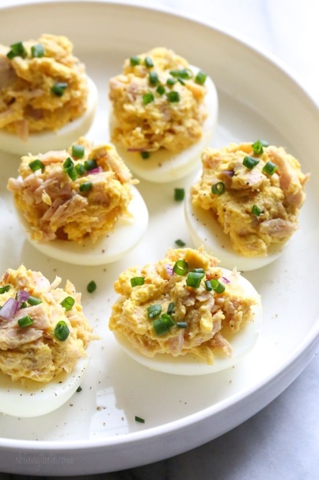 Фаршированные яйца с сельдью: простой рецепт от шеф-повара - фото №2