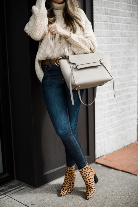 Всегда в моде: 5 стильных сочетаний с джинсами для женщин любого возраста (ФОТО) - фото №17