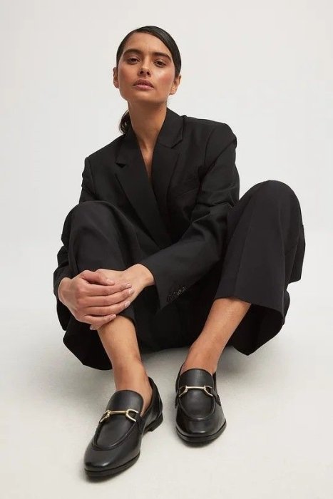 Взуття, яке виглядає дорого - фото