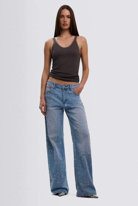 Модні джинси весна 2026 - фото