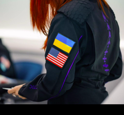 Американка, родом из Одессы, совершила коммерческий полет в космос, который оплатила еще 18 лет назад (ФОТО) - фото №7