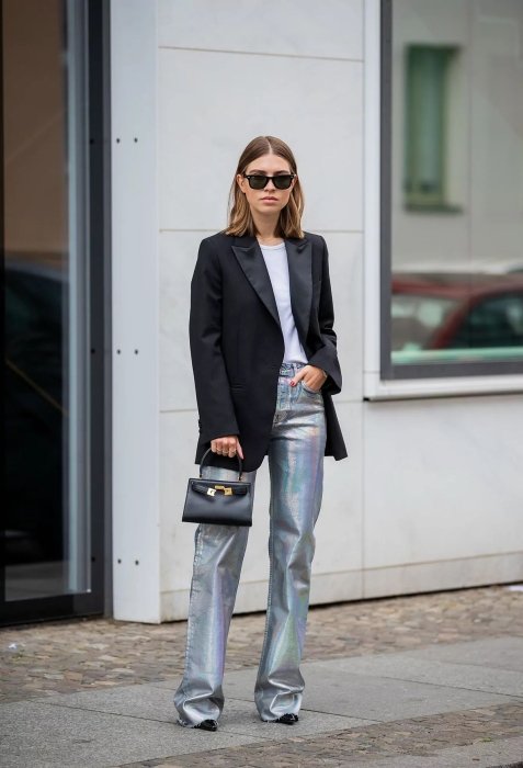 Модные джинсы весна 2026 — фото