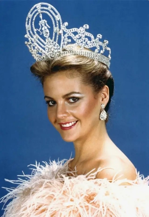 Как менялись каноны красоты: вспоминаем всех победительниц конкурса "Мисс Вселенная" (ФОТО) - фото №30