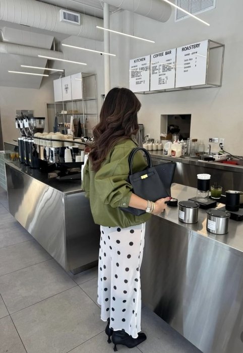 Як скласти модний образ з принтом горошок — фото