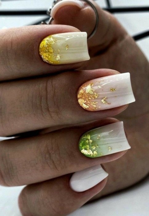 Найгарніший манікюр на весну 2025