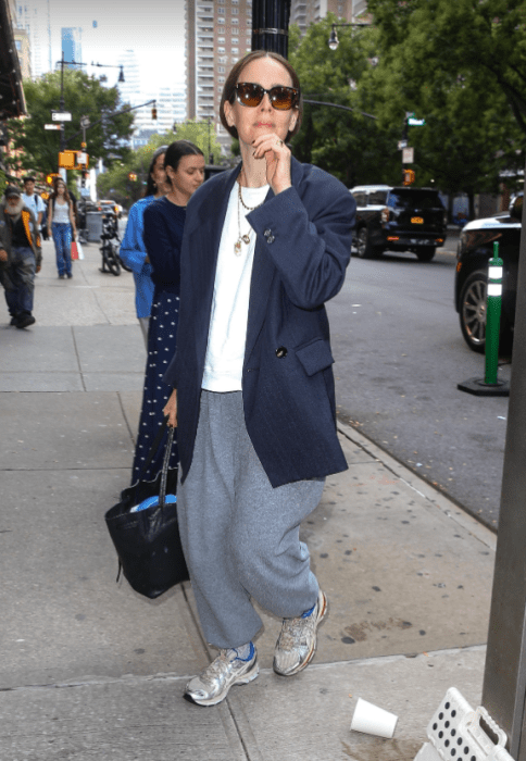 Сара Полсон - модный аутфит для выходного