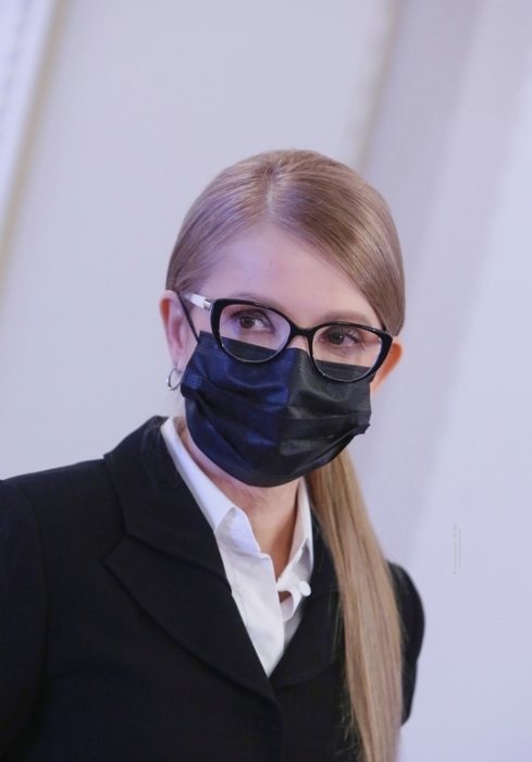Юлия Тимошенко в маске