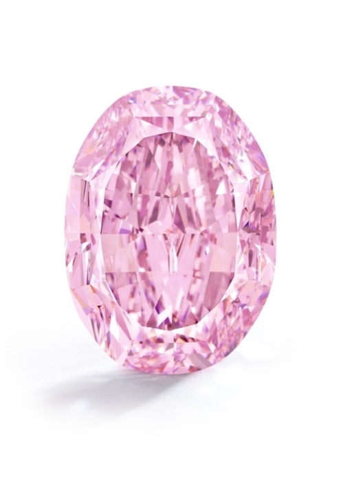 Самый большой розовый бриллиант "Призрак розы" продан за 26 миллионов долларов - фото №1