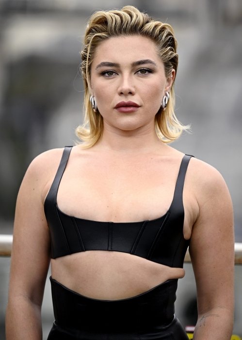 Флоренс Пью, фото