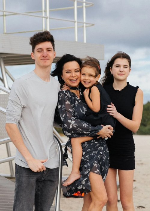 Лилия Пидкопаева усыновила ребенка