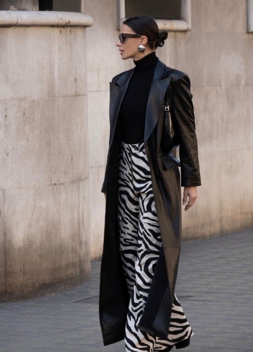 Модные образы с хищными принтами 2026 — фото