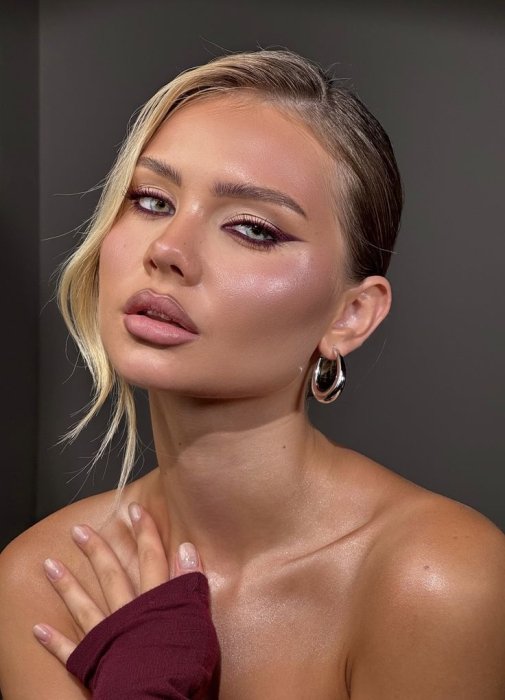 Макияж со стрелками, фото