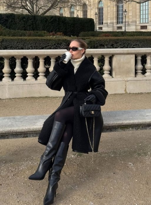 Пальто з хутряним коміром, фото