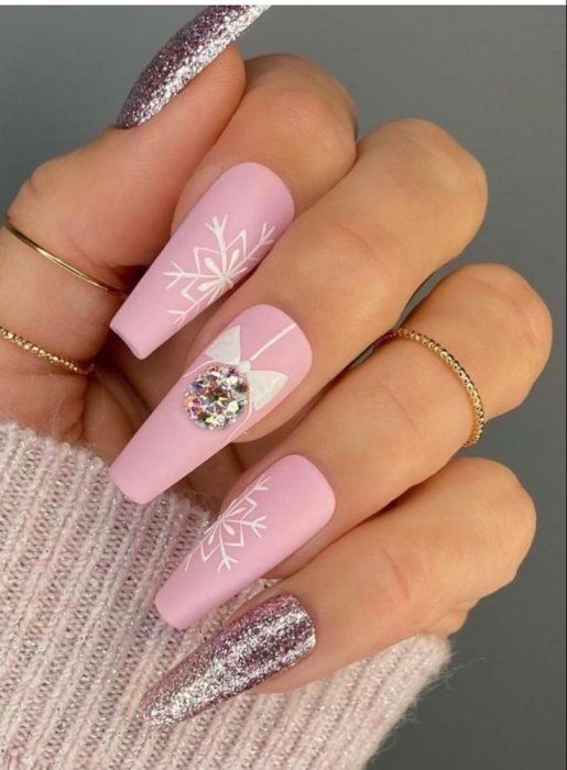 Наймодніший манікюр на Різдво, варіанти