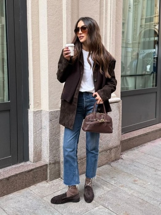 Модные базовые вещи на осень 2025 года для женщин.