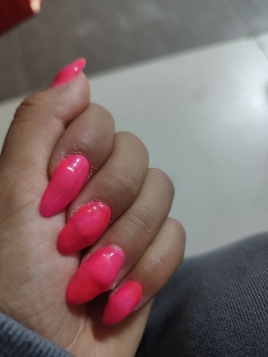 Жахливий манікюр своїми руками