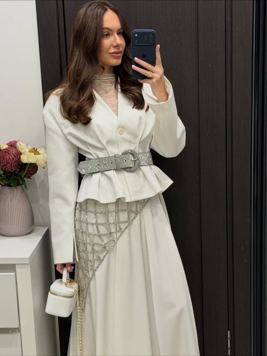 Христина Горняк купила айфон 17 про макс