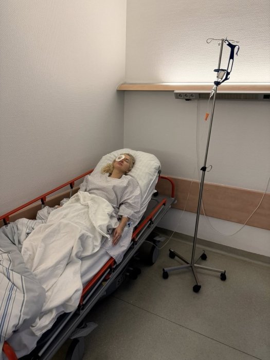 Екатерина Бужинская перенесла сложную операцию из-за контактной линзы.