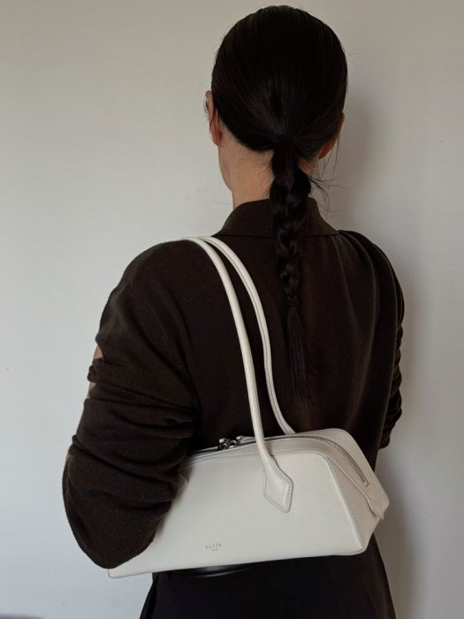 Модные образы в белом цвете.