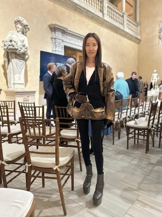 Почему Вера Вонг не стареет: хирург раскрыл тайну молодого вида дизайнера