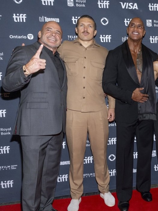 Александра Усик и Двейн Джонсон