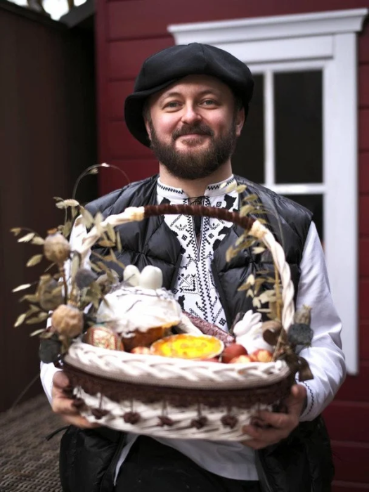 Как украинские звезды святят пояса, фото