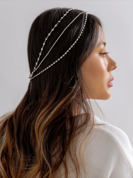 Красивые прически с аксессуарами для волос