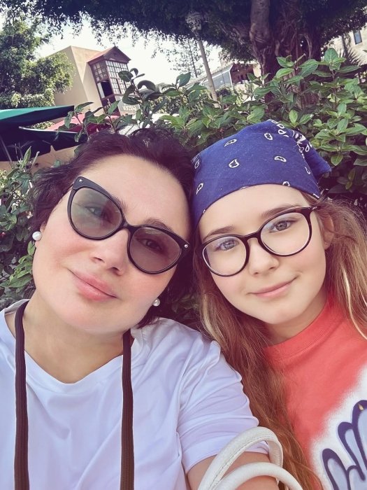 Олена Мозгова виїхала за кордон, деталі