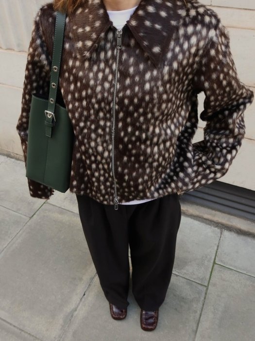 Модный олений принт 2026, фото