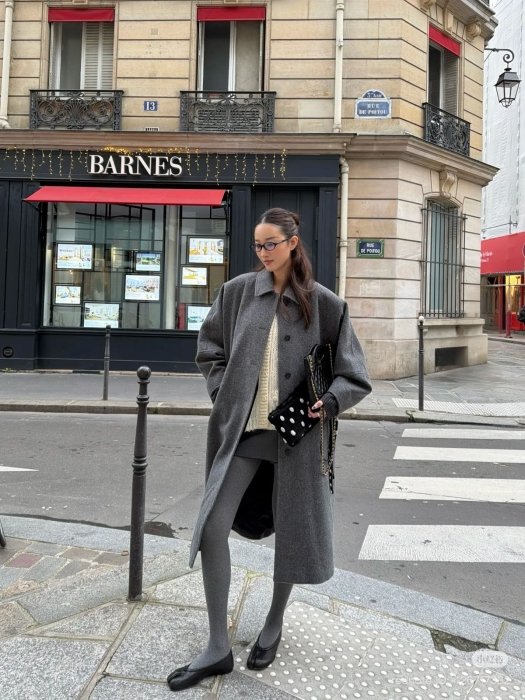 Сірі колготки в образах, фото