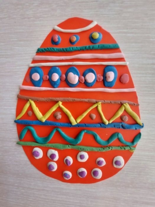 Делаем декор на Пасху из пластилина