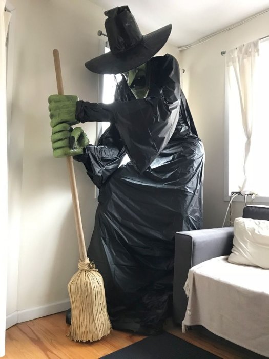 Цікаві ідеї страшного декору на свято