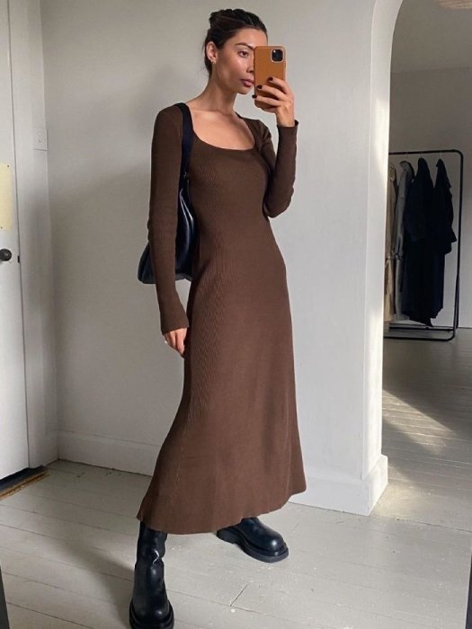 Трикотажна сукня міді, фото