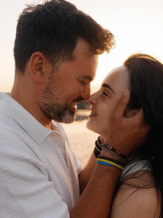 Ведущий также показал романтическое фото с любимой