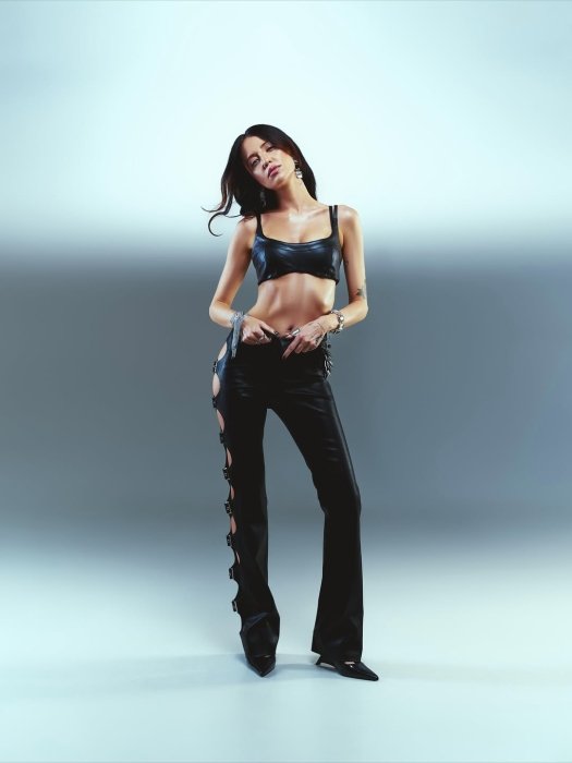 Надя Дорофєєва, фото