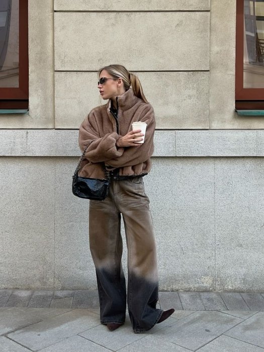 Модные джинсы 2025, фото