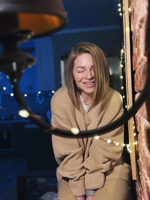 Яна Глущенко с каре, фото