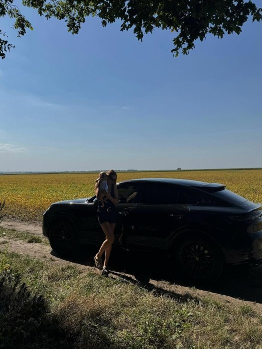 Леся Никитюк показалась с сыном