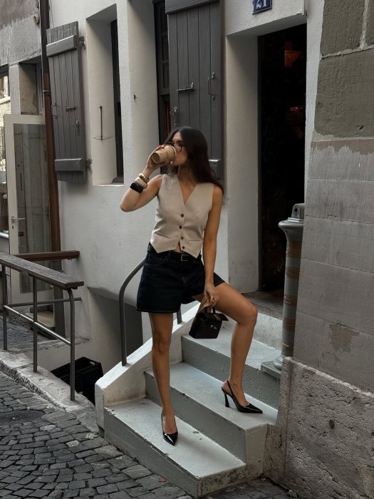 Модні образи з шортами на літо 2025, фото