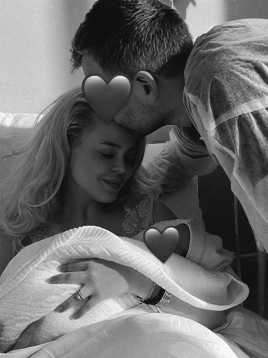 Гросу показала перші кадри з малюком