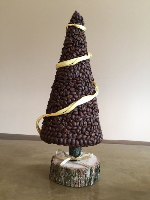 Пахучі ялинки: декоруємо оселю зимовими прикрасами з кави (ФОТО) - фото №5