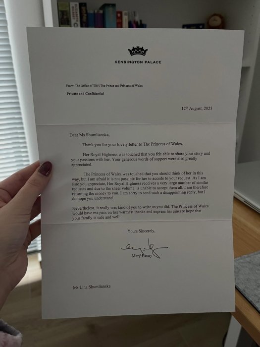 Українка написала до Кейт Міддлтон й отримала рідкісний подарунок - фото