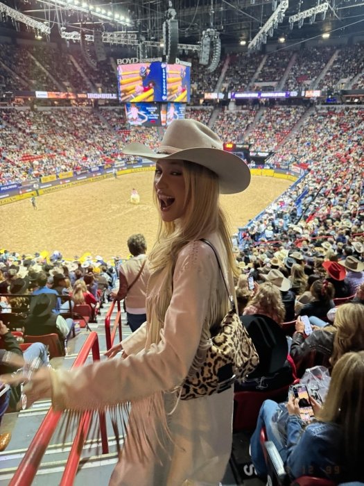 Белла Халид — модная сумка 2026 — фото